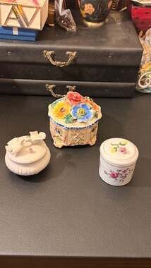 Vintage Richard Japan Porcelain Floral Trinket & Others